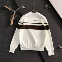 Pull broderie – Homme | LOROVELA