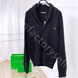 Cardigan en laine – Homme | LOROVELA