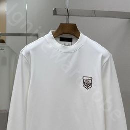 Pièce signature col rond – Homme | LOROVELA
