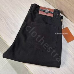 Pièce signature broderie – Homme | LOROVELA